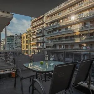 Antigonidon Square 2 Θεσσαλονίκη