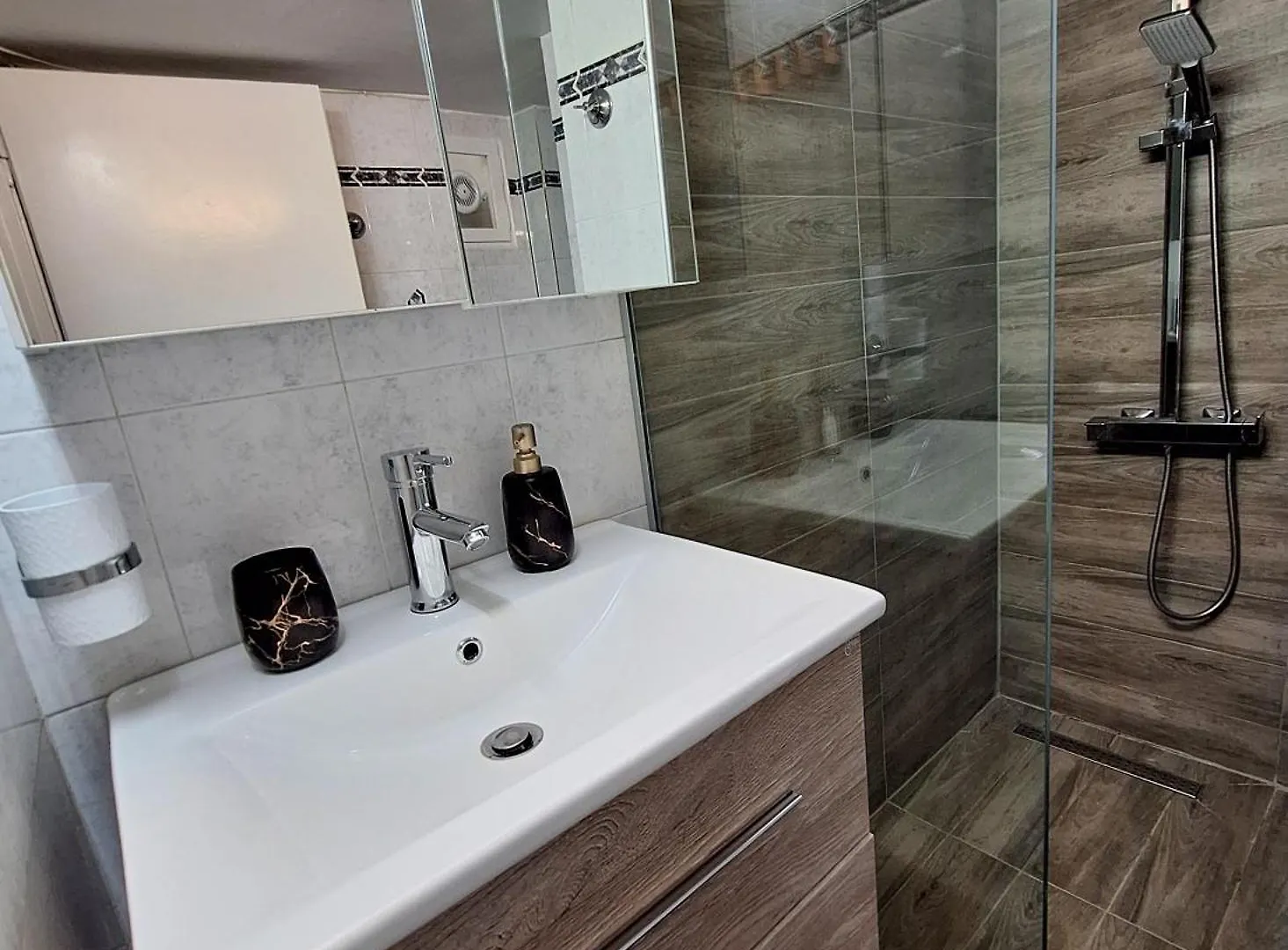 Cozy Apartment In The City Center Thessaloniki