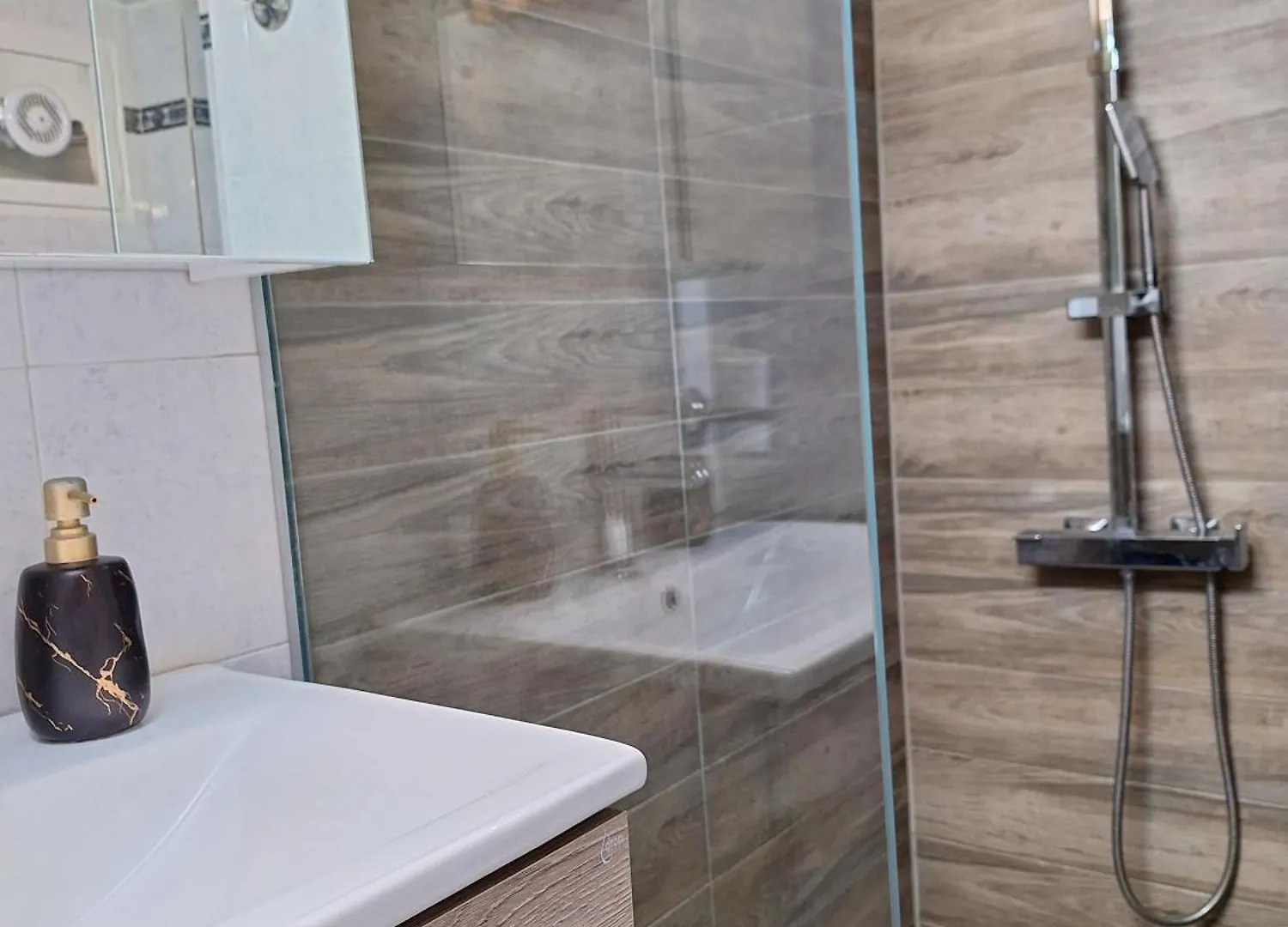 Cozy Apartment In The City Center Thessaloniki